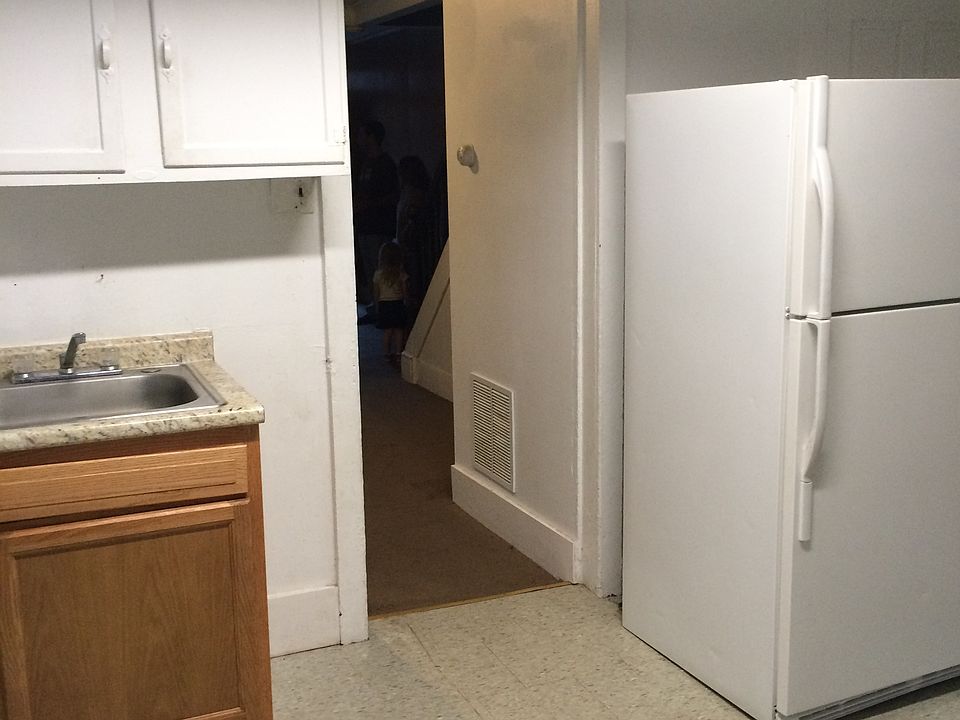 Good Size Kitchen with open lay out