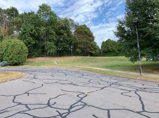 130 Colonel Chester Dr, Wethersfield, CT 06109