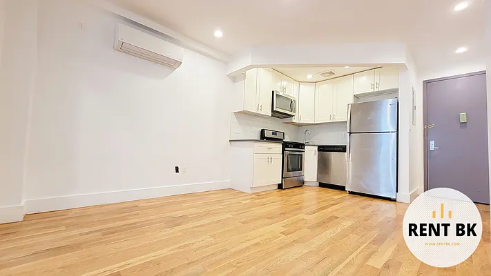 Rented by RENTBK LLC | media 4