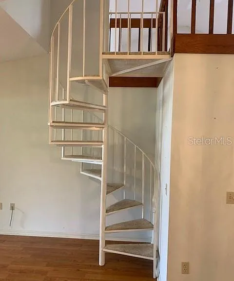 1115 Dosseywood Ln — Photo 5