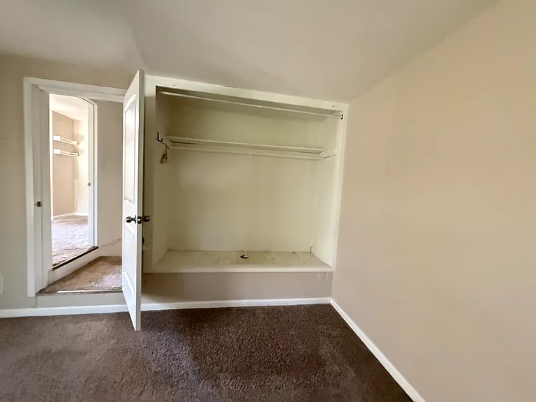 1826 N Jackson Ave — Photo 15