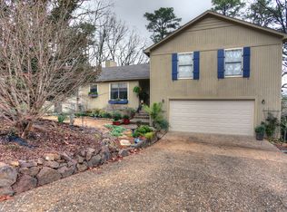 12 Stoney Ridge Ln, Maumelle, AR 72113