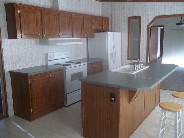 1st image of 11813 N Bellefontaine Ave