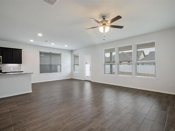 3rd image of 1613 Abbottsford Ave #1613