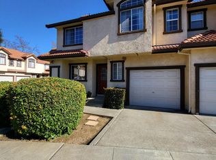 11 Monterey Ct, Novato, CA 94945