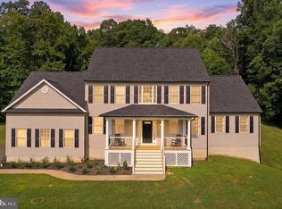 6178 John Barton Payne Rd, Marshall, VA 20115