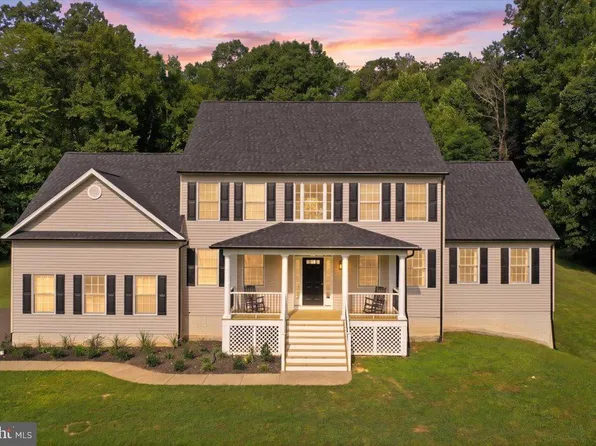 6178 John Barton Payne Rd, Marshall, VA 20115