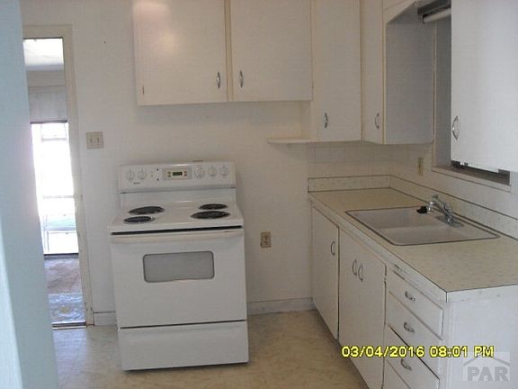 4th image of 714 Airlane Ave