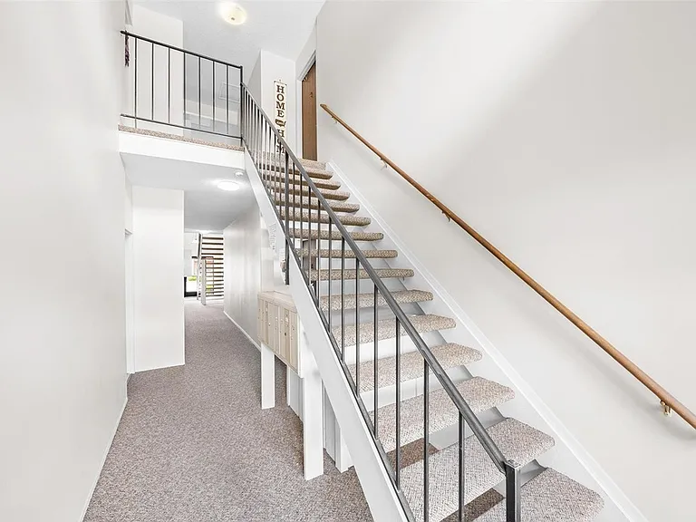7362 Manor Cir #203 — Photo 4