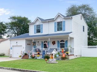 2019 Teakwood Rd, Toms River, NJ 08753