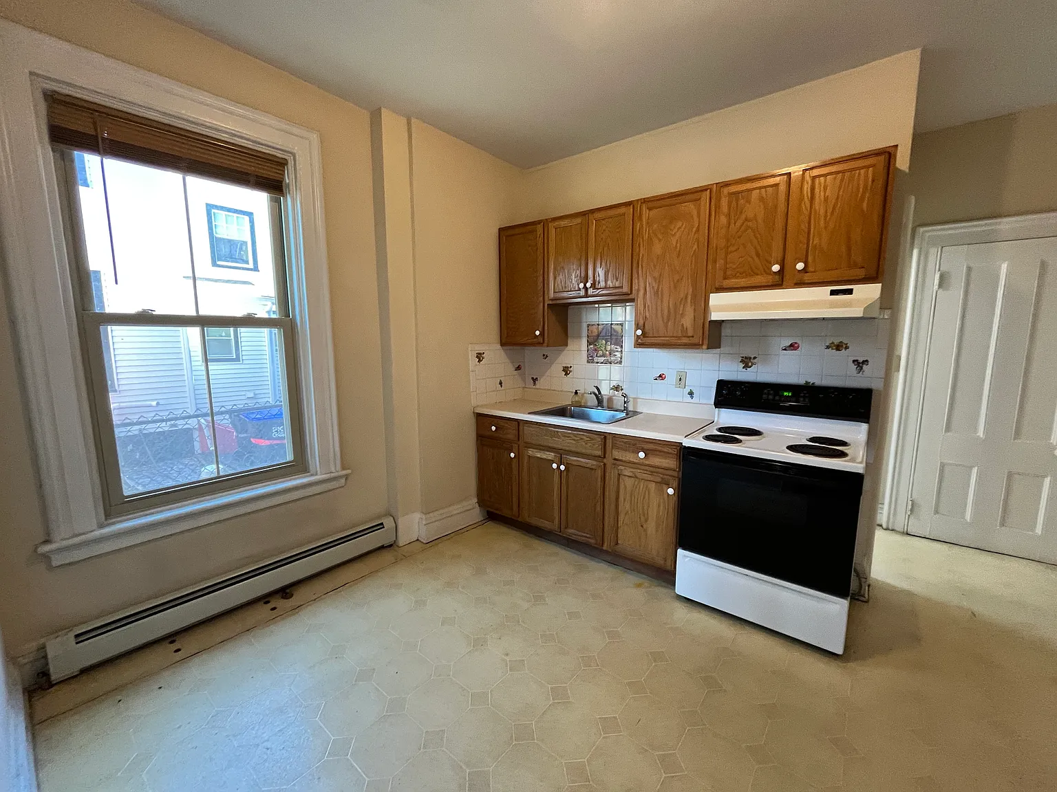 1 bed, $1,675 — Photo 3