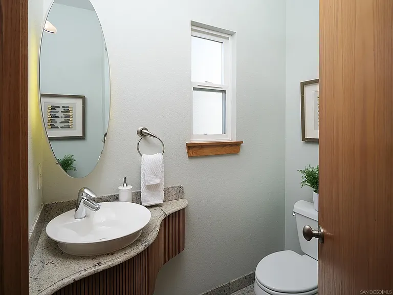 2525 Brant St — Photo 21