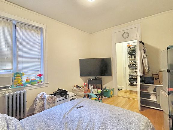 2nd image of 3911 62nd St APT 2