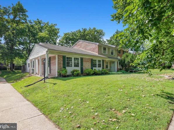 5505 Woodenhawk Cir, Columbia, MD 21044