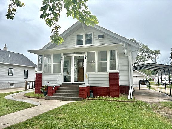 2nd image of 708 S 6th St