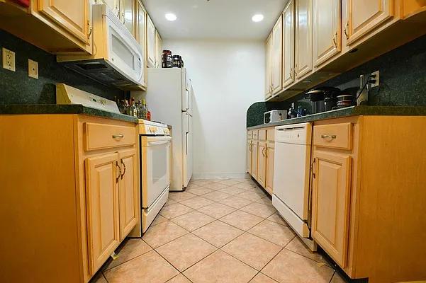 Rented by Bold New York | media 37