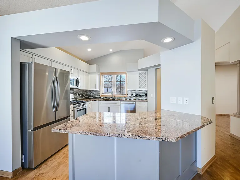 7950 Victoria Way — Photo 8