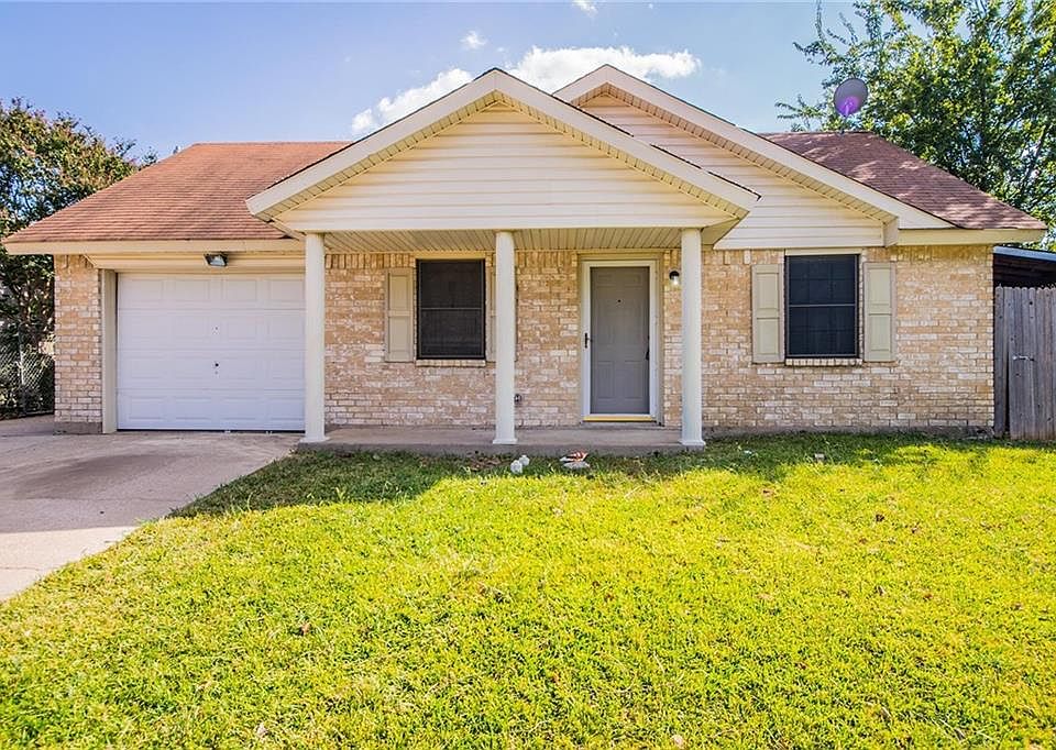1st image of 2548 Navasota Cir