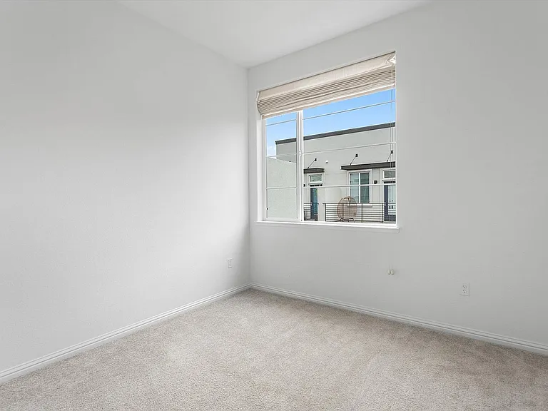 2835 Cathwood Ln — Photo 13