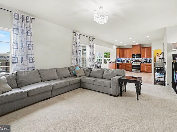 5th image of 244 Forgedale Dr
