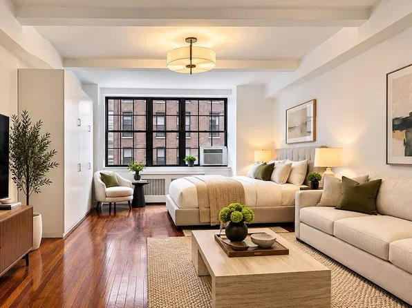 320 E 42nd St APT 410, Manhattan, NY 10017
