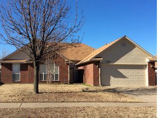 13788 S Oak Pl E, Glenpool, OK 74033