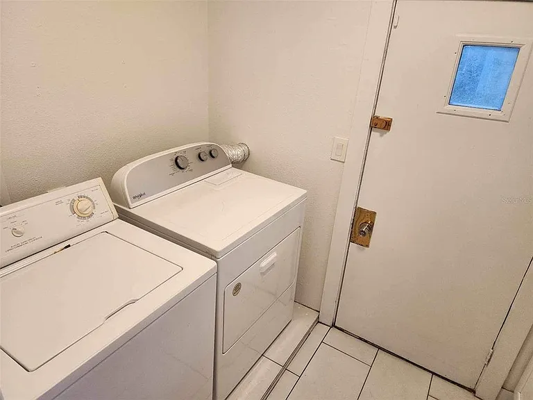 503 W Idlewild Ave — Photo 8