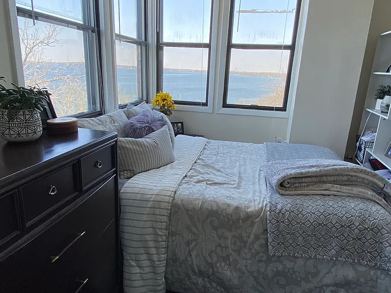 Mendota Lakeshore Apartments LLC — Photo 42