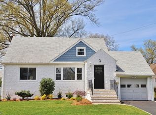 512 Birchwood Rd, Linden, NJ 07036