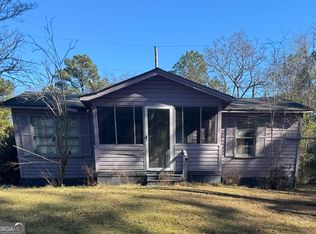 3801 Crest Dr, Macon, GA 31217