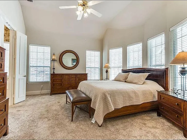 1026 Pedernales Trl — Photo 16