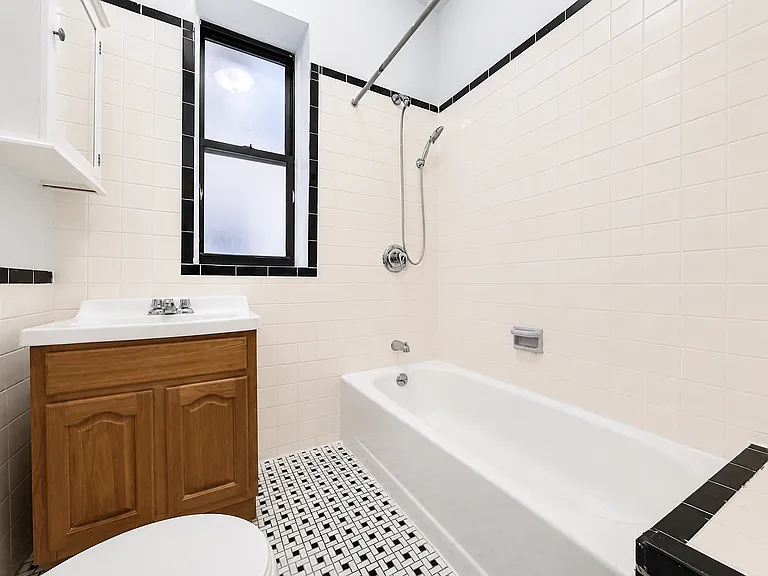 182 Claremont Ave #1 — Photo 14