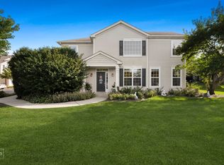 10073 Cummings St, Huntley, IL 60142