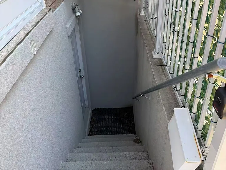 55 Fortune Cres #BASEMENT — Photo 2
