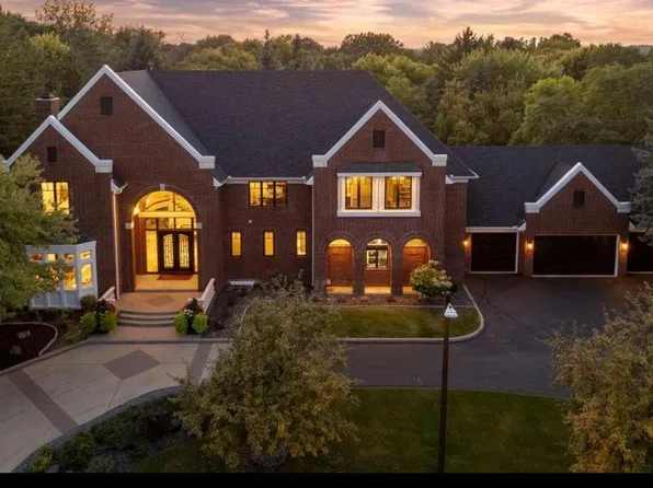 3554 Fairway Ct, Minnetonka, MN 55305