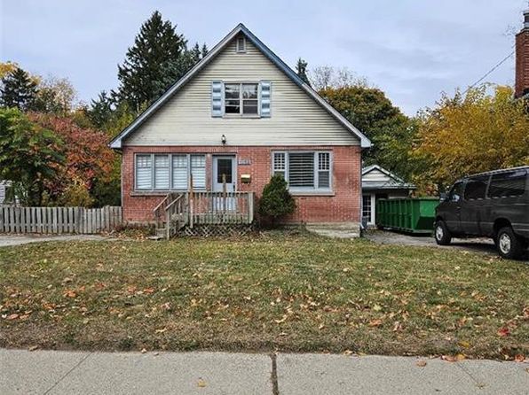 1154 Queens Blvd, Kitchener, ON N2M 1C2