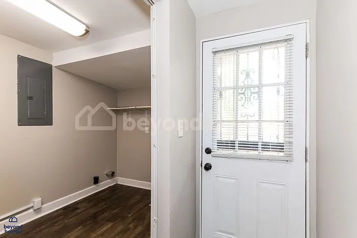 5713 Avenue P — Photo 17