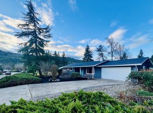 236 Taft Dr, Roseburg, OR 97470