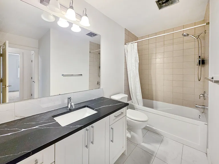 167 Windbrook Mnr SW — Photo 28