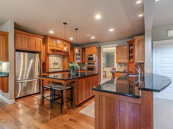 5th image of 27135 Morganlee Ln