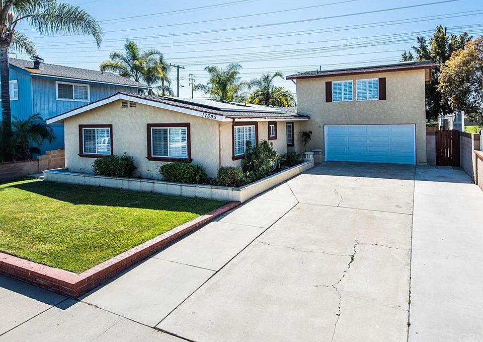 2nd image of 17395 Santa Lucia St