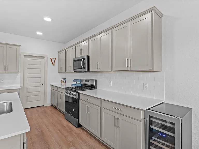 133 Folsom St — Photo 10