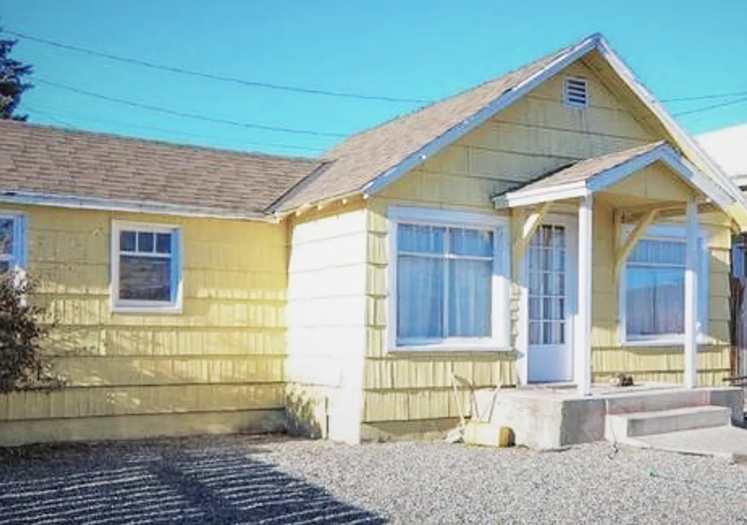 Two-Bedroom, One-Bath HOUSE for Rent ~ Water and Sewer Included! — Photo 1