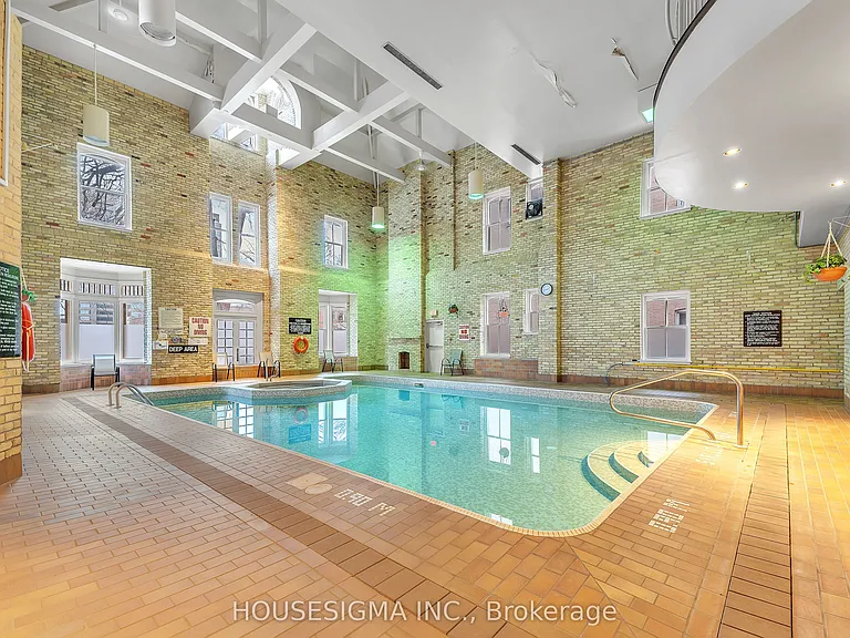 7 Picton St #601 — Photo 33