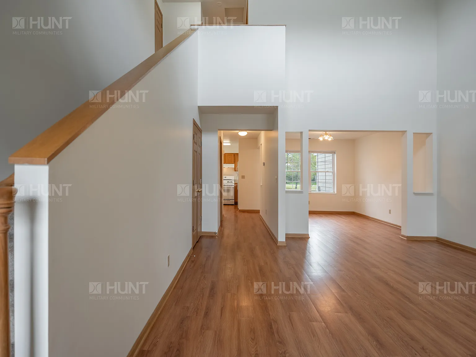2 bed, 1.5 bath, 960 sqft, $2,350 — Photo 2
