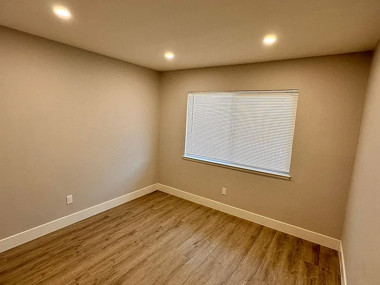 1218 W El Camino Ave — Photo 19