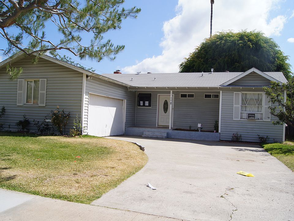 1st image of 944 Camellia St