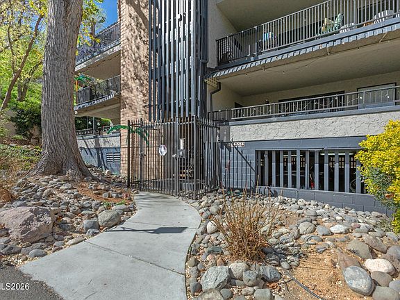 2nd image of 524 Island Ave