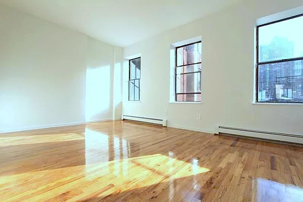 Rented by Manhattan Spaces | media 17