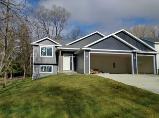 2803 15th St SE, Rochester, MN 55904